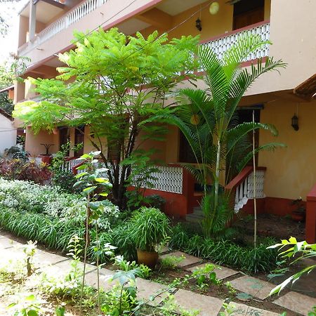 Pinto Guest House Candolim Kültér fotó