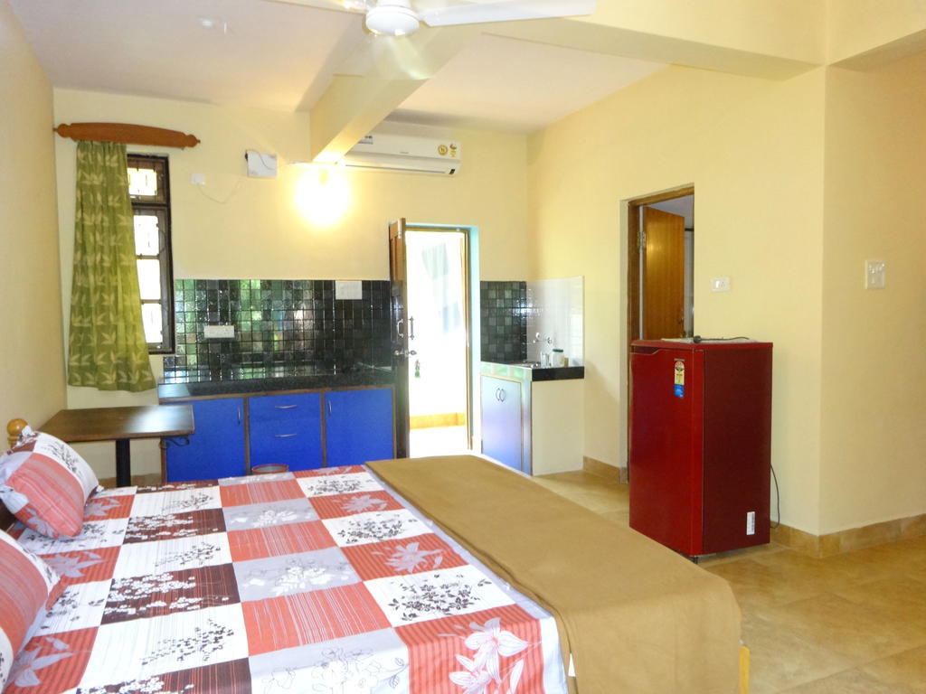 Pinto Guest House Candolim Szoba fotó