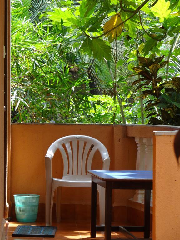 Pinto Guest House Candolim Szoba fotó