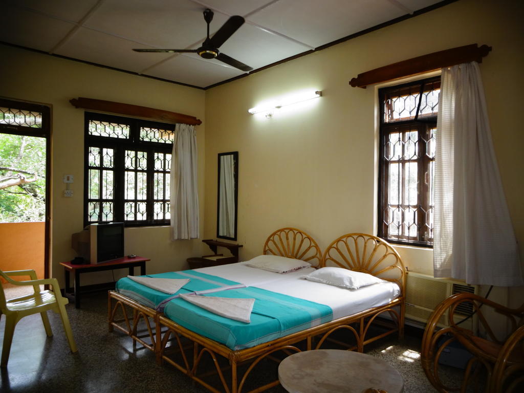 Pinto Guest House Candolim Szoba fotó